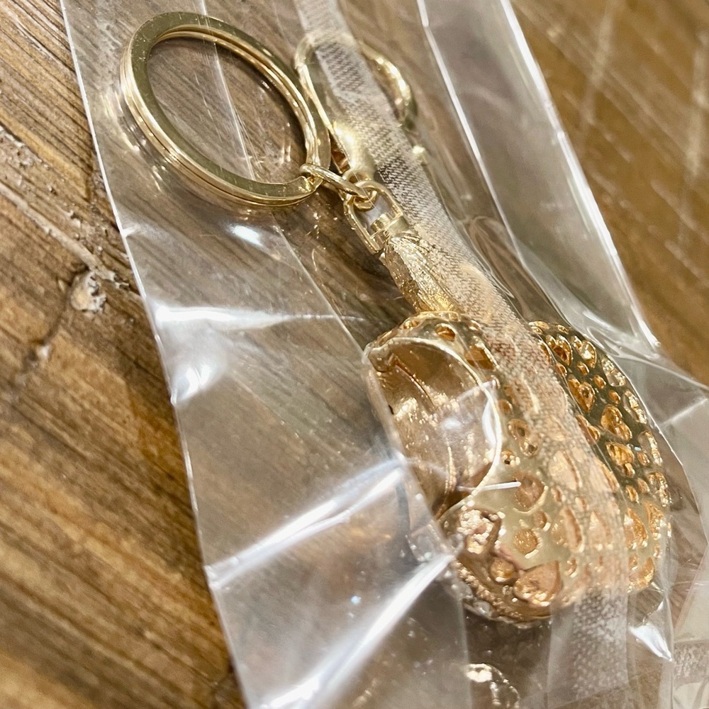 White Rhinestone “apple” Keychain / Bag Charm - Picture 4 of 4